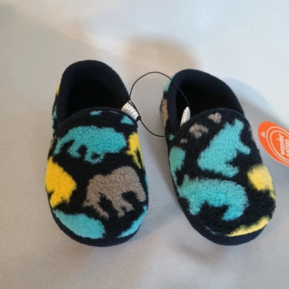 Wonder Nation Fuzzy Dinosaur Slippers Multicolor blue Brand New Toddler 9/10